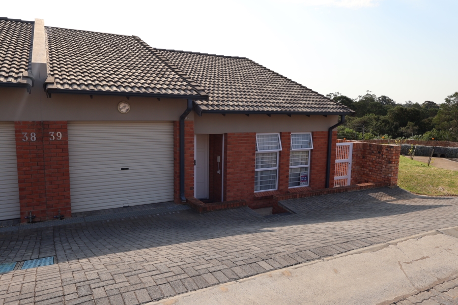 2 Bedroom Property for Sale in Beacon Bay Eastern Cape